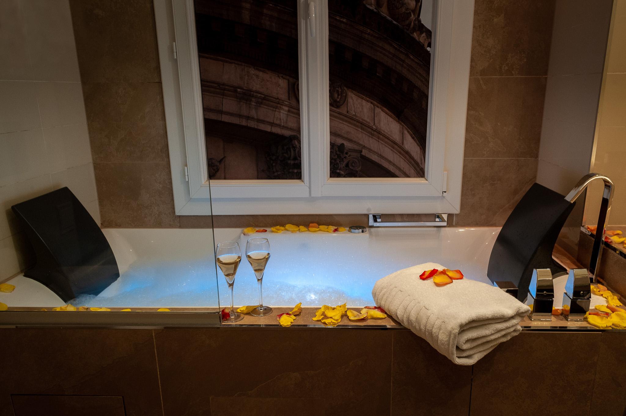 Secret De Paris - Hotel & Spa (Adults Only) Экстерьер фото