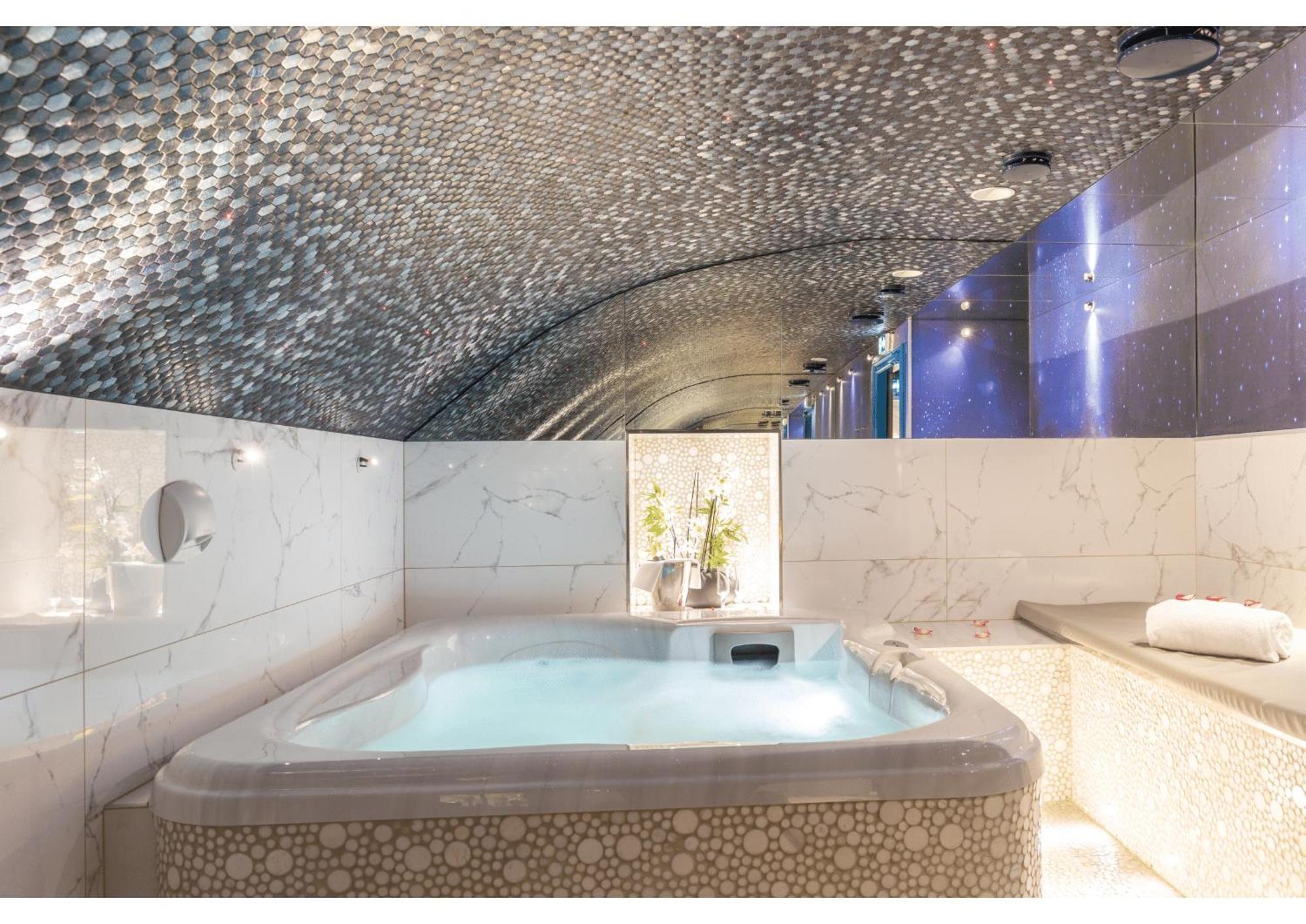 Secret De Paris - Hotel & Spa (Adults Only) Экстерьер фото